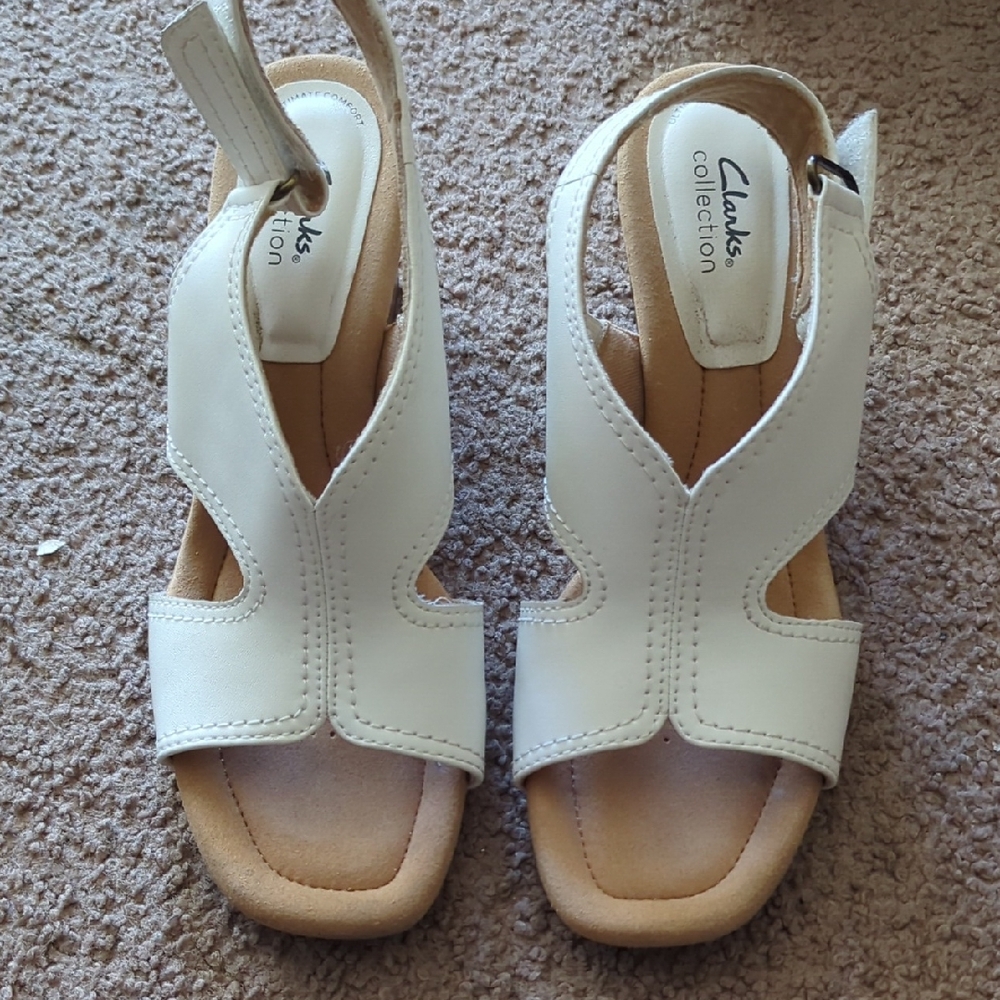 Clarks White Comfort Sandals with Slingback